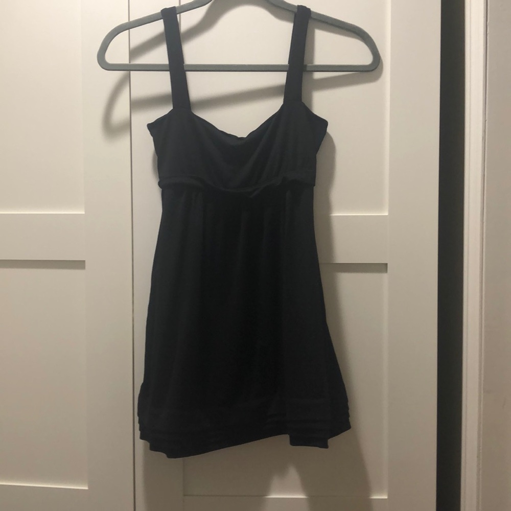 Susana Monaco Black Top size Small